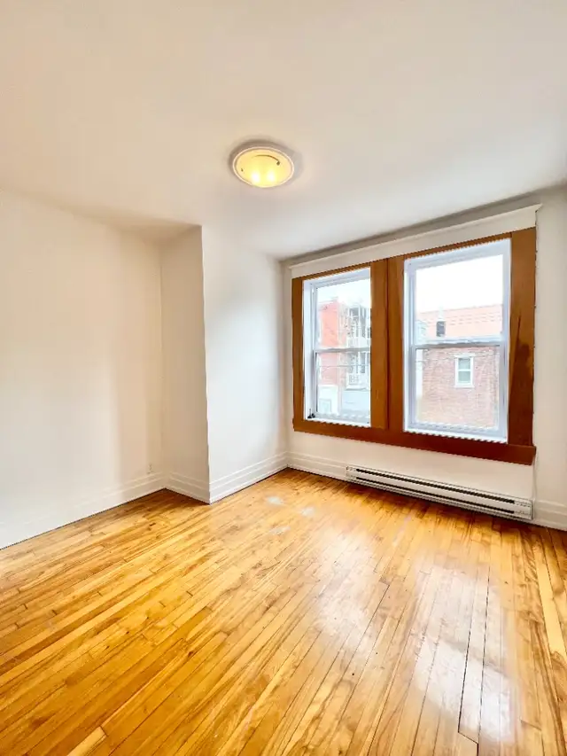 Magnifique 5.5 à Verdun - Électros inclus - Disponible! in Long Term Rentals in City of Montréal - Image 10
