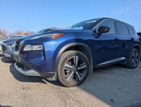 Command the road in this fully loaded 2023 Nissan Rogue Platinum AWD, an executive-level SUV ready f... (image 7)