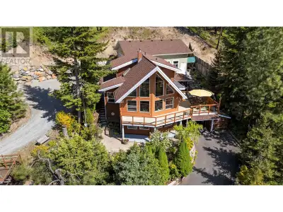 Welcome to this stunning 3-bedroom, 2-bathroom home in beautiful Celista, offering breathtaking pano...