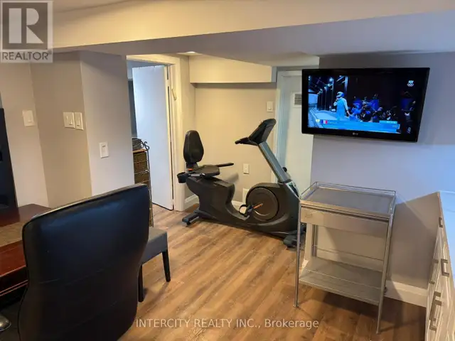 1 - 222 COMBE AVENUE Toronto (Bathurst Manor), Ontario in Long Term Rentals in City of Toronto - Image 6