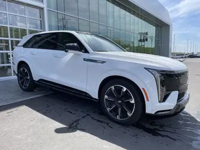 | 55 Curved HD Display | AKG Studio 19-Speaker Audio | Super Cruise Capability | 24 Diamond-Cut Whee...