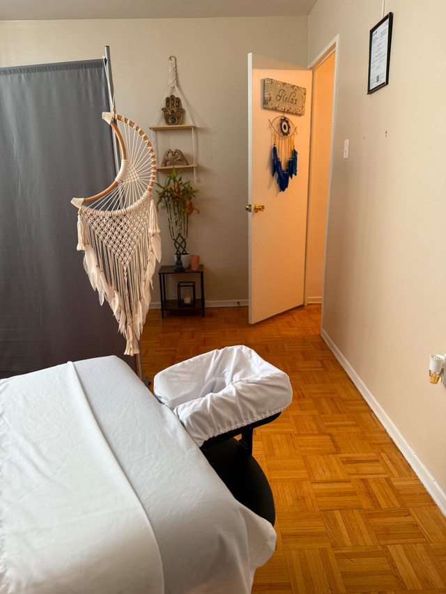 VIP Massage Therapy — Professional,Private,Discree - City of Toronto in Massage Services in City of Toronto