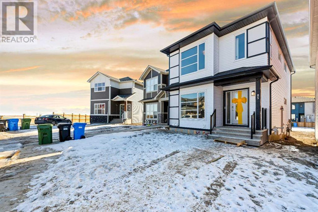 85 Homestead Crescent NE Calgary, Alberta in Houses for Sale in Calgary - Image 4