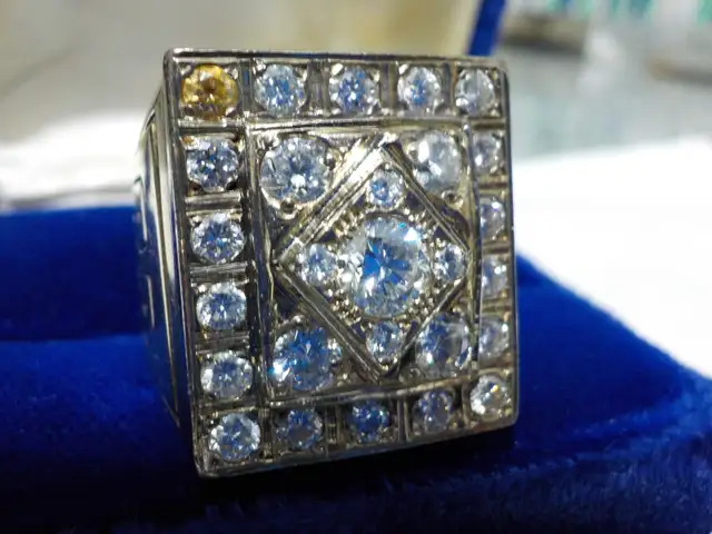 MEN'S CUSTOM DIAMOND RING64840240741505120