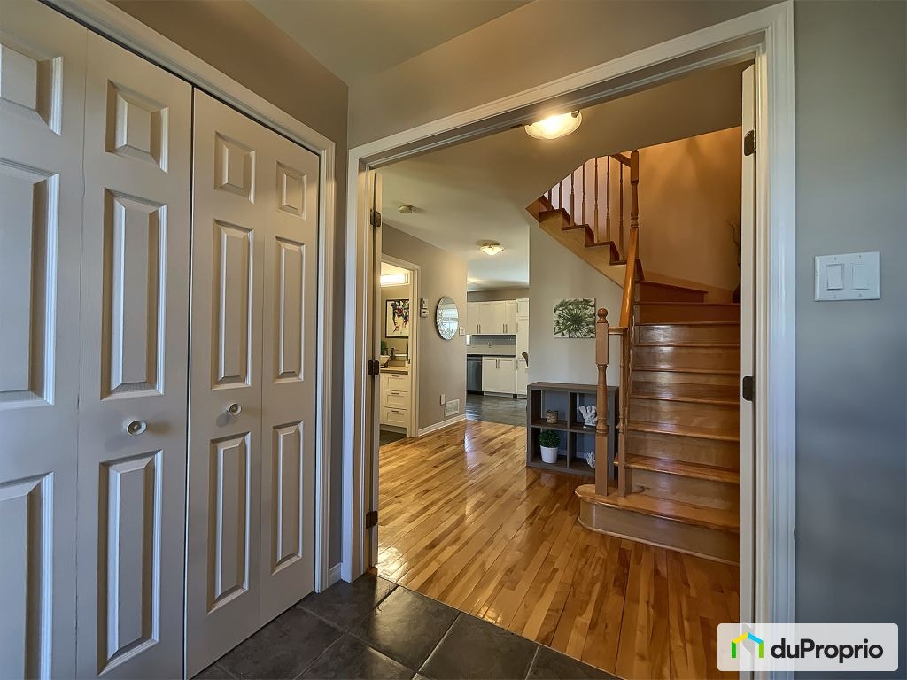 $849,000 - 2 Storey for sale in Ste-Julie — photo 3