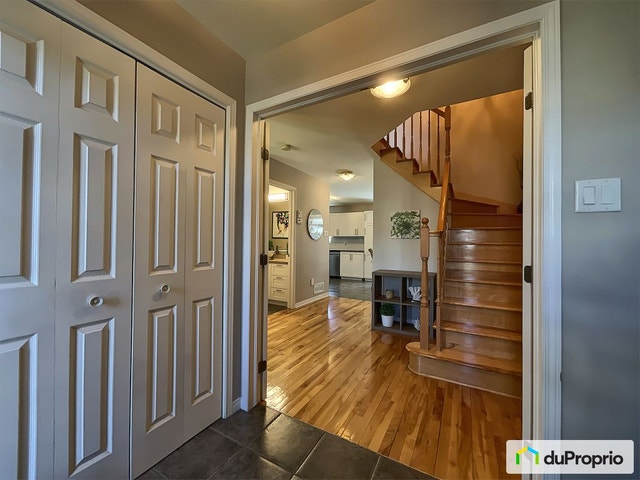 $850,000 - 2 Storey for sale in Ste-Julie — photo 3