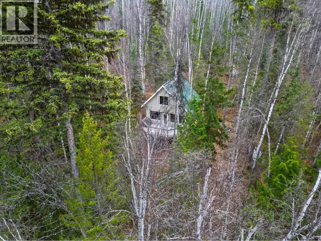 3595 CANDLE DRIVE Canim Lake, British Columbia in Houses for Sale in 100 Mile House - Image 18