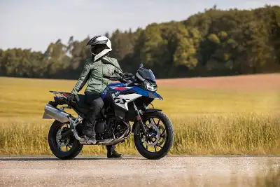 2026 BMW F 800 GS – Fully Equipped Adventure Spec This 2026 BMW F 800 GS in Gravity Blue Metallic is...
