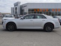 Check out this 2023 Chrysler 300 300 Touring L before it's too late! * This Chrysler 300 is a Bargai... (image 4)