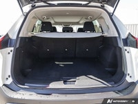 Recent Arrival! CARFAX Canada Low Kilometer AWD. 2023 Nissan Rogue SV 4D Sport Utility White CVT AWD... (image 6)