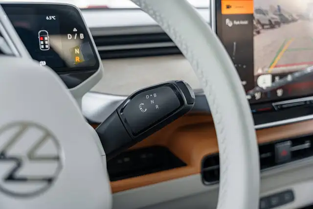 2025 Volkswagen ID. Buzz 1st Edition | CAPTAIN CHAIR | LAUNCH in Cars & Trucks in Grande Prairie - Image 39