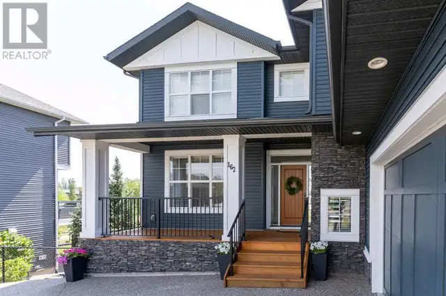 162 Canoe Crescent SW Airdrie, Alberta62863798844675121