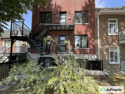 Opportunité exceptionnelle : superbe quadruplex clé en main à vendre, ''cashflow'' positif et bons r...