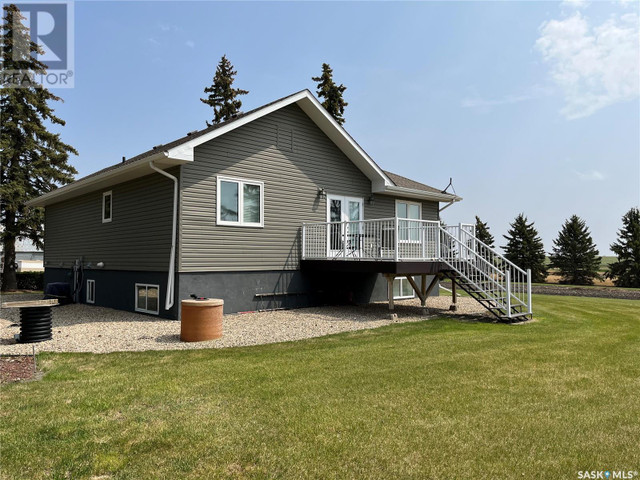 Baillie Acreage Abernethy Rm No. 186, Saskatchewan in Houses for Sale in Regina - Image 4