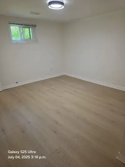 2 bedroom basement apartment Don Mills & Sheppard Detachewssd bungalow backs on to a huge Park 10 mi...