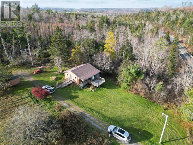 8913 Moose River Road Lindsay Lake, Nova Scotia in Houses for Sale in Bedford - Image 3