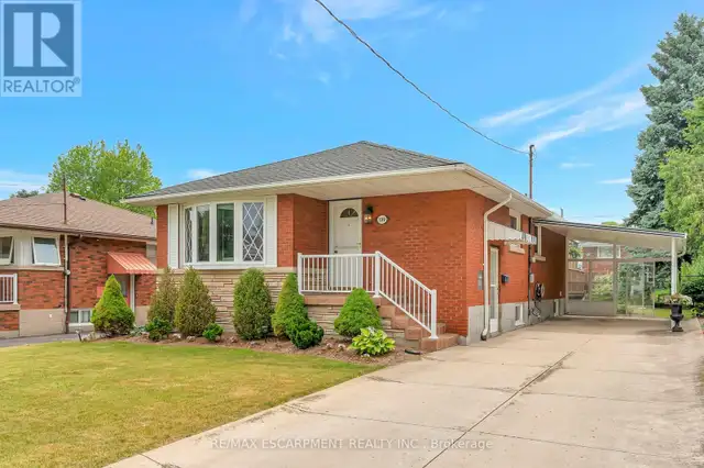 109 WEST 23RD STREET Hamilton (Westcliffe), Ontario628647575874571224