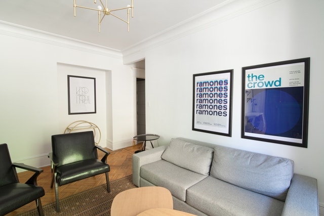 1245 Rue St Marc — photo 3