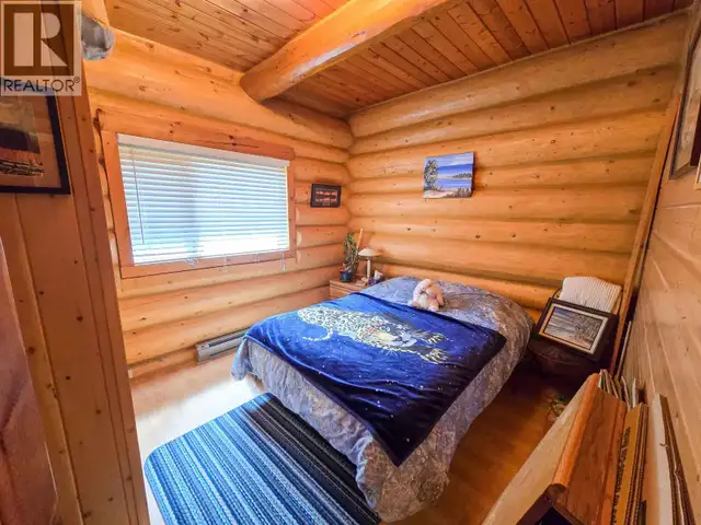 7145 LINCOLN DRIVE Bridge Lake, British Columbia in Houses for Sale in 100 Mile House - Image 18