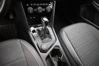 The 2022 Volkswagen Taos delivers modern styling, impressive fuel efficiency, and everyday versatili... (image 8)