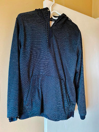 Under Armor hoodie (M)