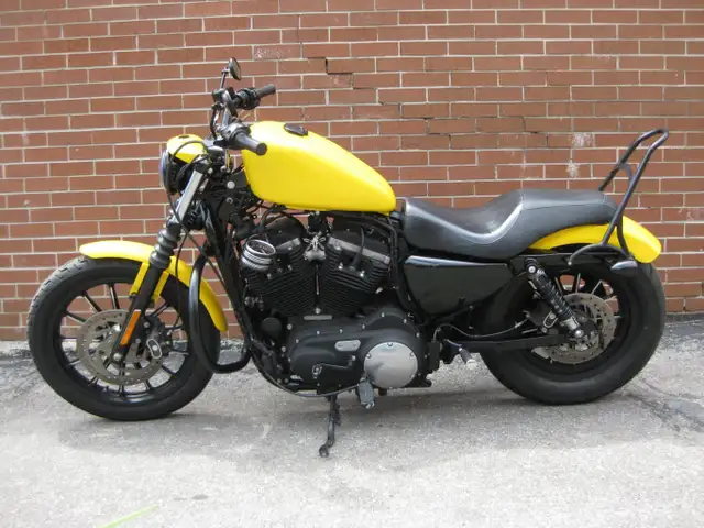 2015 Harley-Davidson XL883N Iron in Street, Cruisers & Choppers in City of Toronto - Image 7
