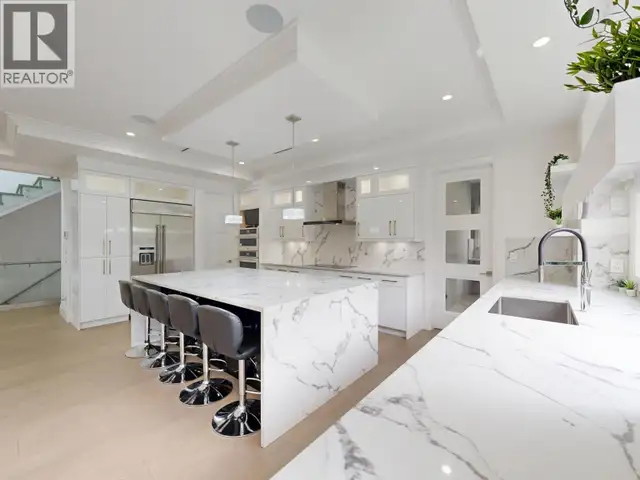 3560 HIGHLAND BOULEVARD North Vancouver, British Columbia in Houses for Sale in North Shore - Image 8