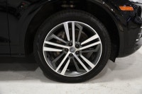 Traction intégrale Audi quattro / Ensemble S-Line / Sièges et volant chauffants / Toit ouvrant panor... (image 5)