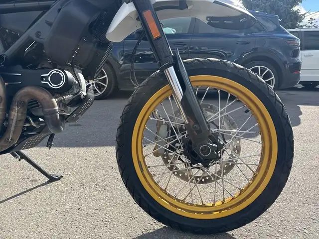 2018 Ducati Scrambler Desert Sled ~ DUCATI SCRAMBLER ~ DESERT SL in Street, Cruisers & Choppers in City of Toronto - Image 10