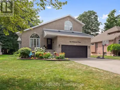 Welcome to 10 Westwood Drive A beautiful 2-storey home in one of Port Colbornes most desirable neigh...