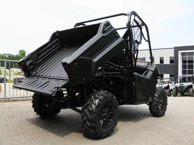 2025 Honda Pioneer 700-2P DLX in ATVs in Cambridge - Image 7