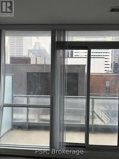 Stunning 1 + Den (Could be used as an Office) Unit with Super Functional Layout! Spacious 575sf + La...
