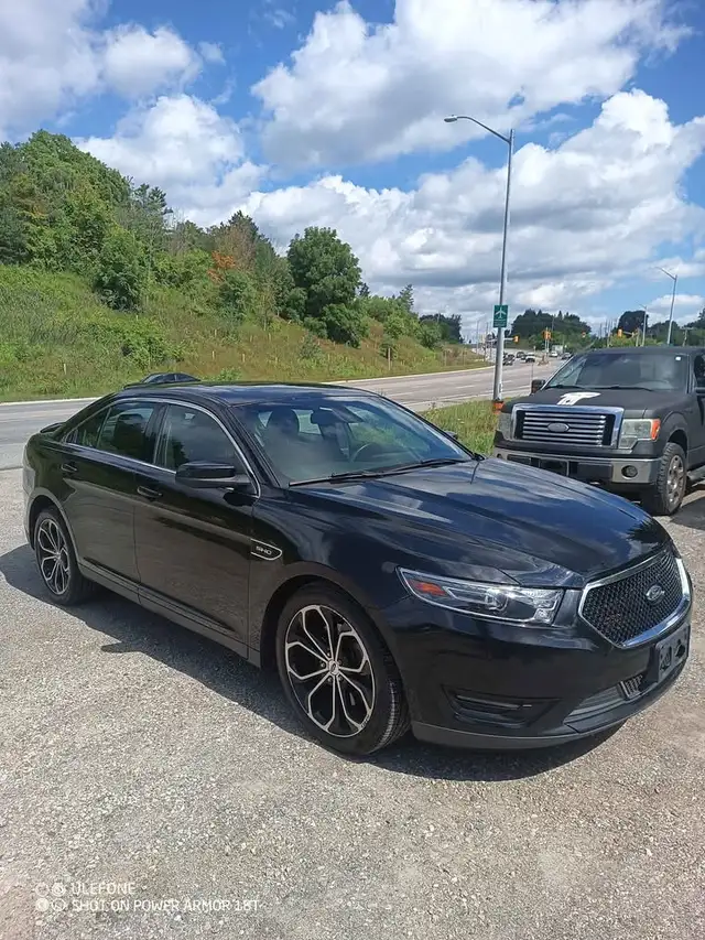 2017 Ford Taurus SHO-AWD-One Owner!545693725822167041