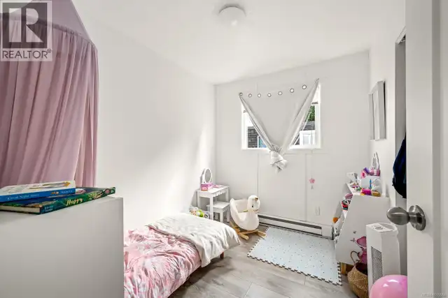 1883 & 1885 England Ave Courtenay, British Columbia in Houses for Sale in Comox / Courtenay / Cumberland - Image 14