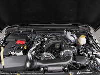 This Jeep Gladiator boasts a Regular Unleaded V-6 3.6 L/220 engine powering this Automatic transmiss... (image 6)