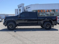 Look at this 2024 Chevrolet Silverado 2500HD LT. Its Automatic transmission and Turbocharged Diesel... (image 4)