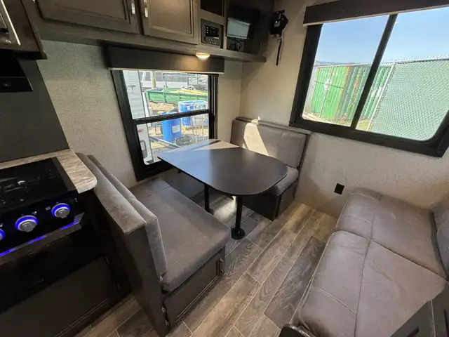 2021 ,Jay Flight,Jayco 212QB in Travel Trailers & Campers in Kamloops - Image 7