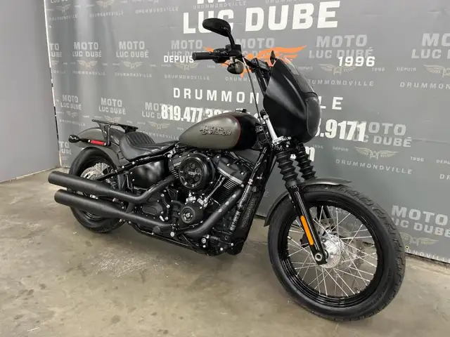 2018 Harley-Davidson FXBB Street Bob in Street, Cruisers & Choppers in Drummondville - Image 3