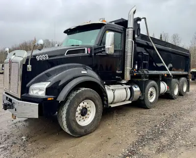 Year: 2022 Make: Kenworth Model: T-880 KM: 201,434km Engine: MX13 Paccar Horsepower: 500hp Transmiss...
