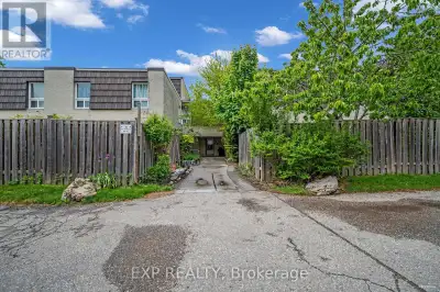 Large and well-maintained 4-bedroom townhouse offering over 1,500 sqft. of living space. Prime locat...