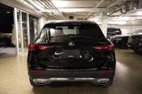 This Mercedes-Benz GLA 250 has a powerful Intercooled Turbo Gas/Electric I-4 2.0 L/121 engine poweri... (image 5)