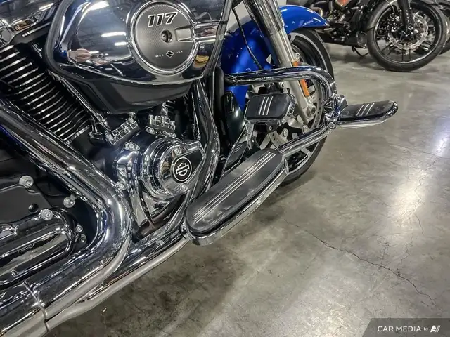 2024 Harley-Davidson FLTRX ROAD GLIDE in Sport Touring in Calgary - Image 12