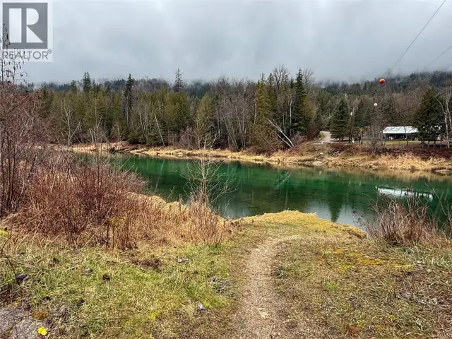 Nixon Road Lot# 83 Appledale, British Columbia in Land for Sale in Nelson - Image 15