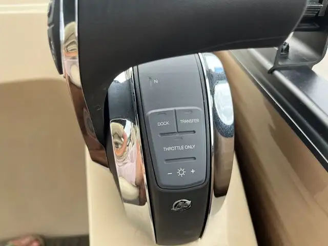 2022 Sweetwater SW 2286 Single Flip Lounge in Sport Touring in Sault Ste. Marie - Image 44