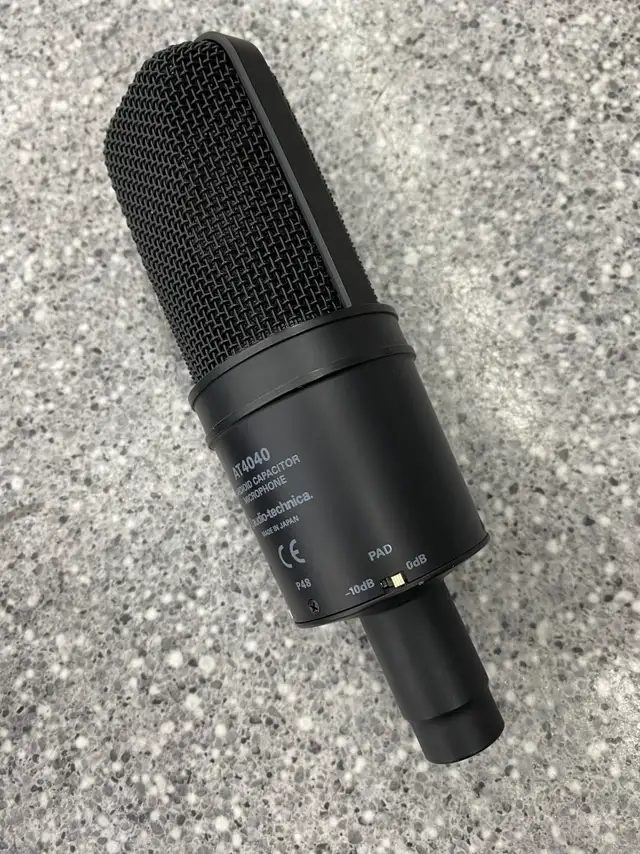 Audio Technica AT 4040 Condenser Microphone in Pro Audio & Recording Equipment in City of Toronto - Image 6