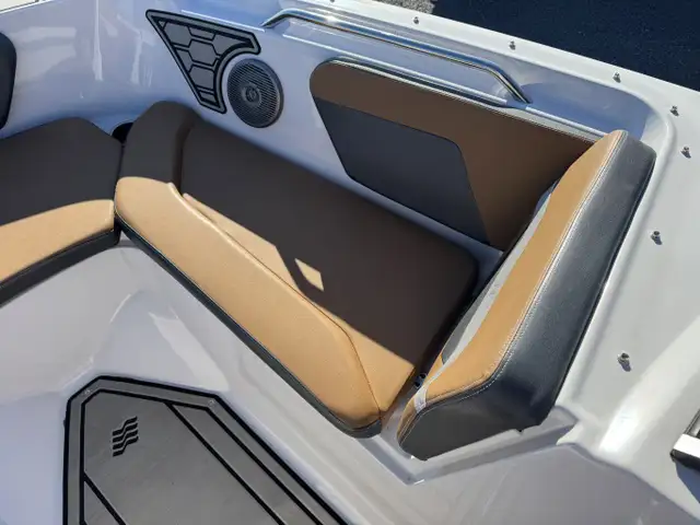 2019 Four Winns HD180 RS in Powerboats & Motorboats in Kingston - Image 15