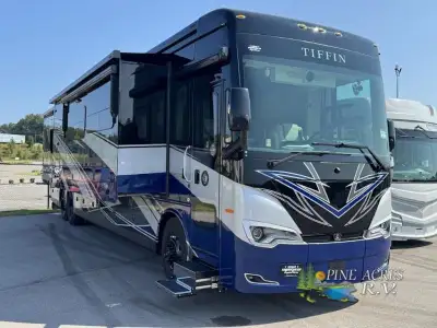 Tiffin Motorhomes Allegro Bus Class A diesel motorhome 45 OPP highlights: Sofa Bed with an Ottoman 4...