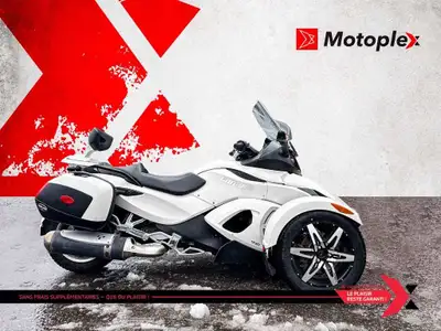 Motoplex St-Eustache SPYDER RSS SE5 CAN AM SPYDER SE5 2010 82450 KM DOSSIER PASSAGER KIT VALISE TOUR...