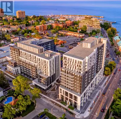 **BONUS 1 MONTH FREE** PET FRIENDLY Building. The Village at Bronte is a unique Luxury Rental commun...