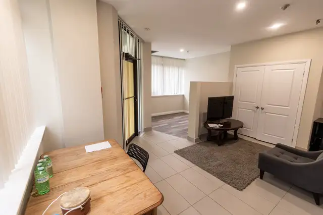 2200 Sherobee - Bachelor for Rent in Mississauga in Long Term Rentals in Mississauga / Peel Region - Image 3